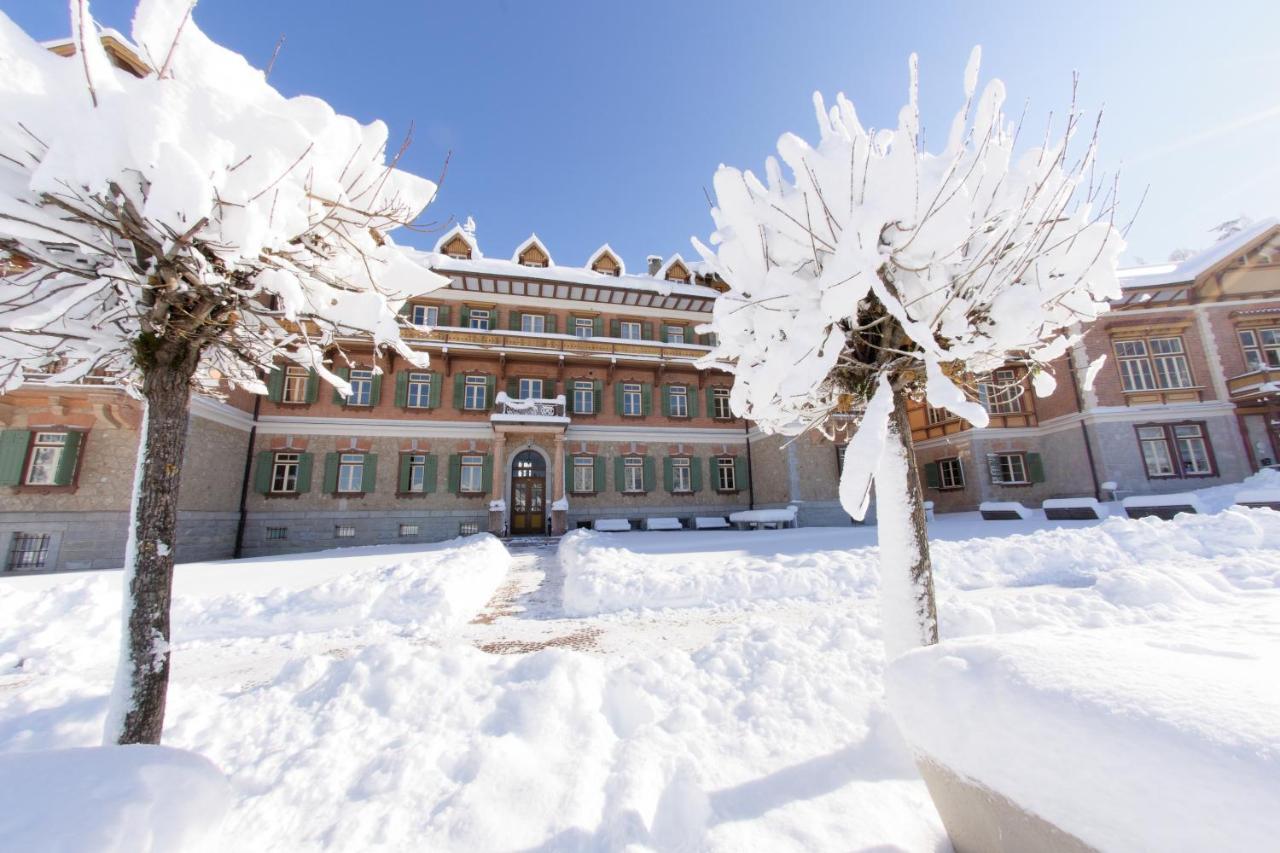 Guesthouse - Cultural Center Gustav Mahler Доббиако Экстерьер фото